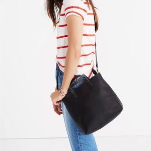 Madewell Black Leather Purse | The Zip-Top Transport Crossbody